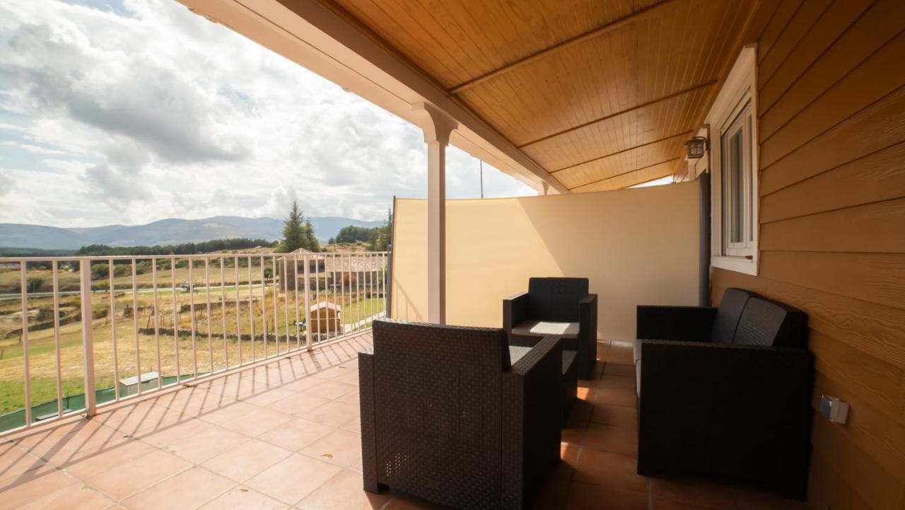 Villa De Gredos Navarredonda de Gredos Exteriör bild