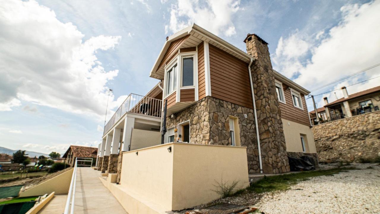 Villa De Gredos Navarredonda de Gredos Exteriör bild
