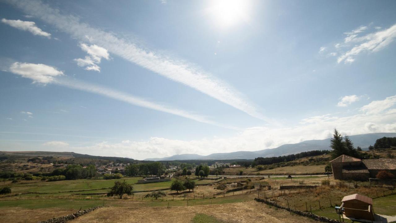 Villa De Gredos Navarredonda de Gredos Exteriör bild