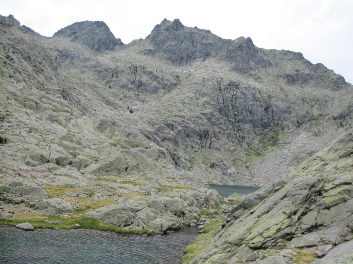Villa De Gredos Navarredonda de Gredos Exteriör bild